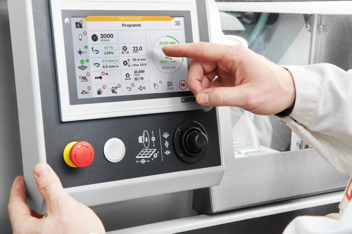 Precision cut-off machine Qcut 200 A