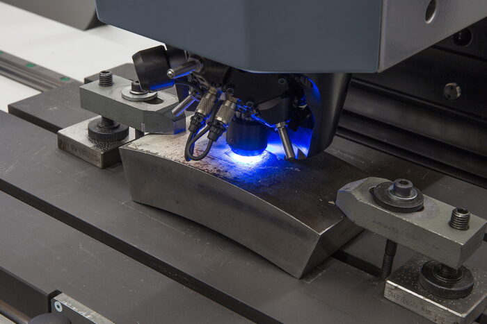 hardness-test-q750e-test-point-preparation-02 Hardness testing plant solutions Q750E