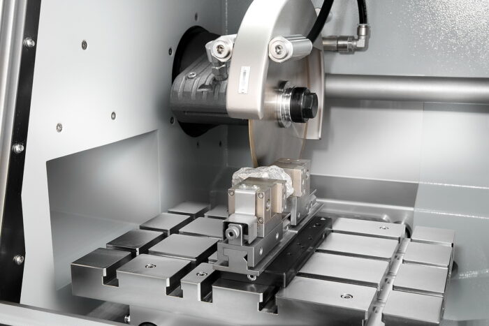 Cut-off machine Qcut 250 A