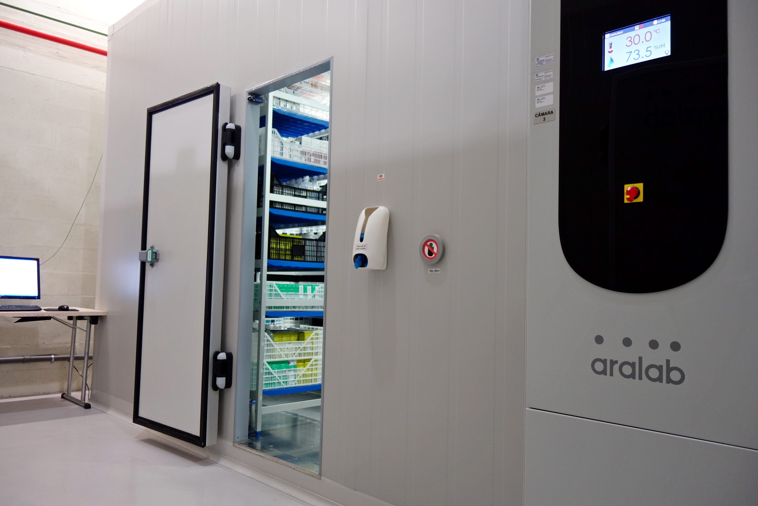 Aralab-Environmental-Stability-Rooms-BluStabil-installation-exterior-6-scaled