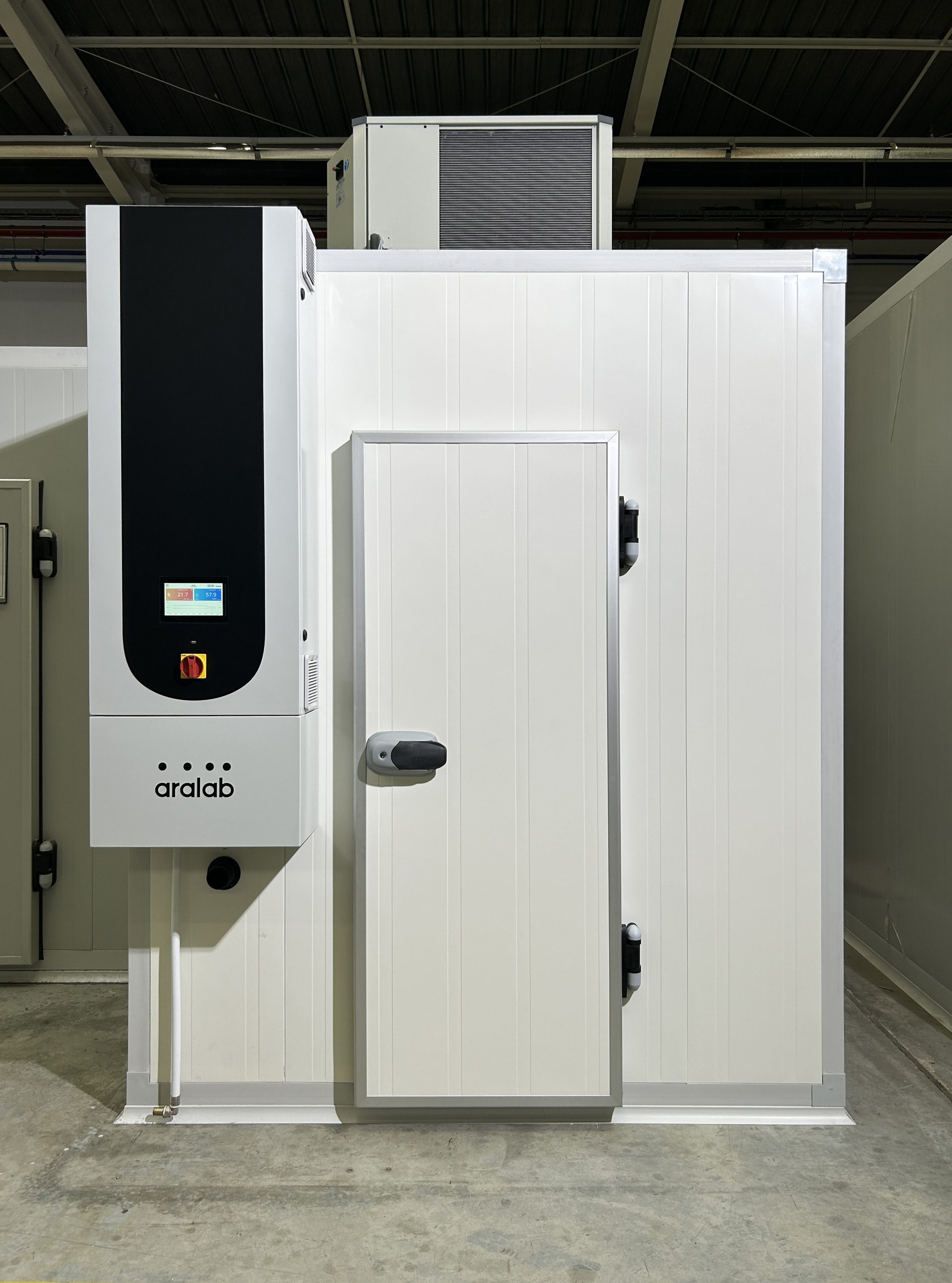 Aralab-STABILITY-SC-walk-in-chambers-IMG_7540-scaled