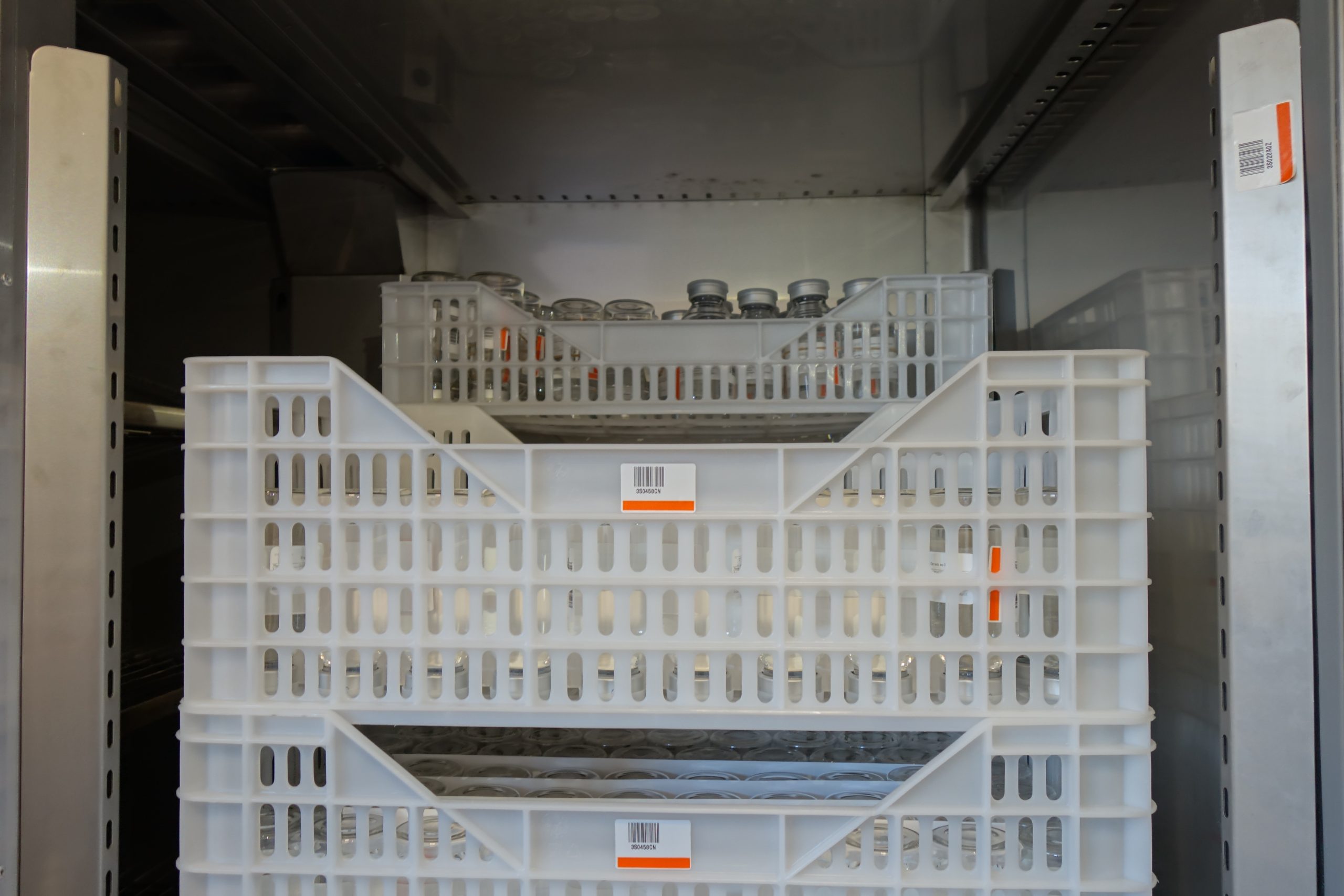 Aralab-Stability-Cabinets-interior-at-3S-Stability-Testing-services-4-scaled