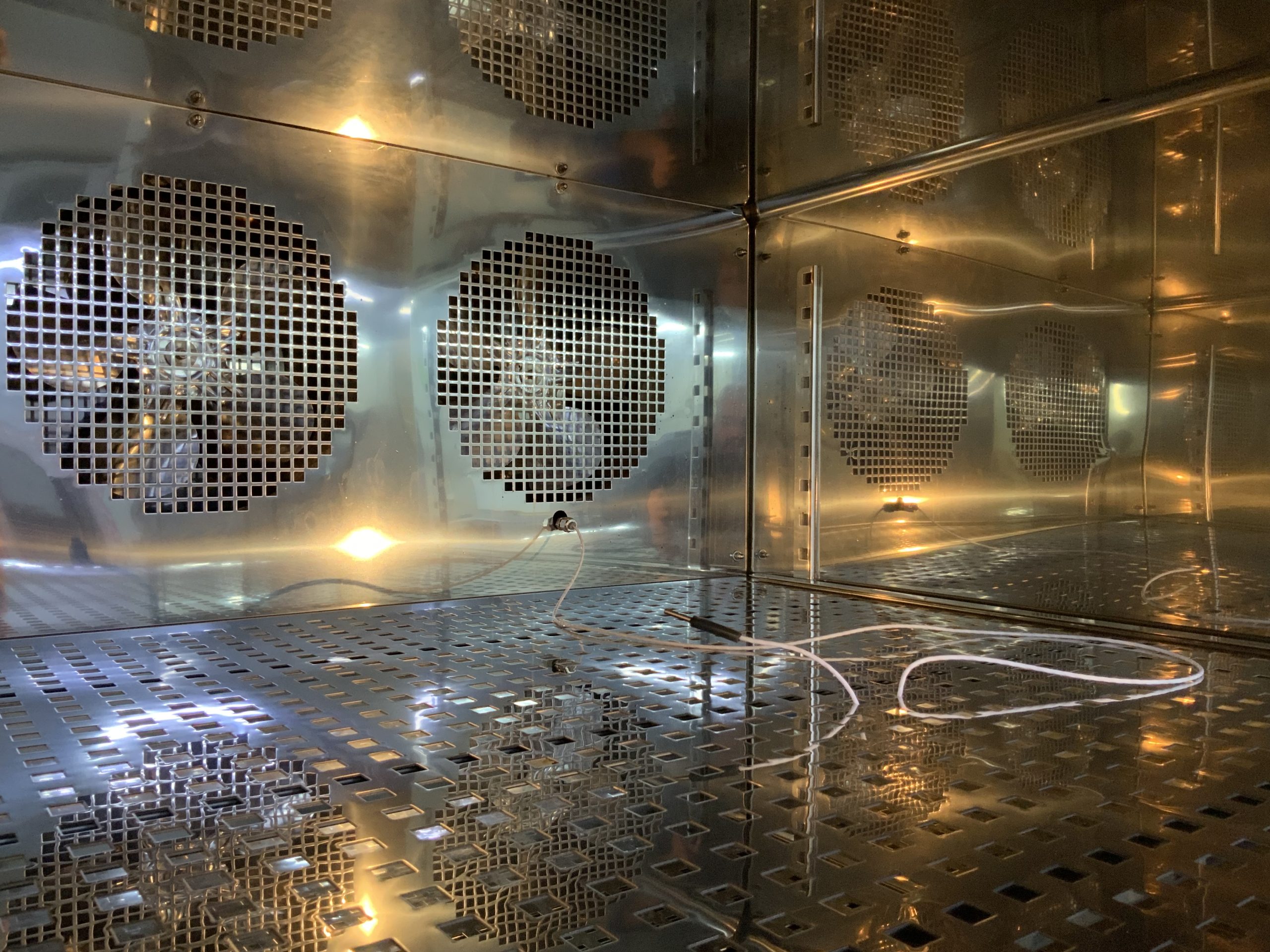 Testa-1500-environmental-testing-chamber-interior-scaled